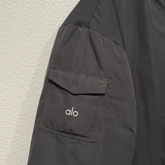 ALO YOGA Squad Down Bomber Jacket Size Medium Black Gray - Picture 6 of 11